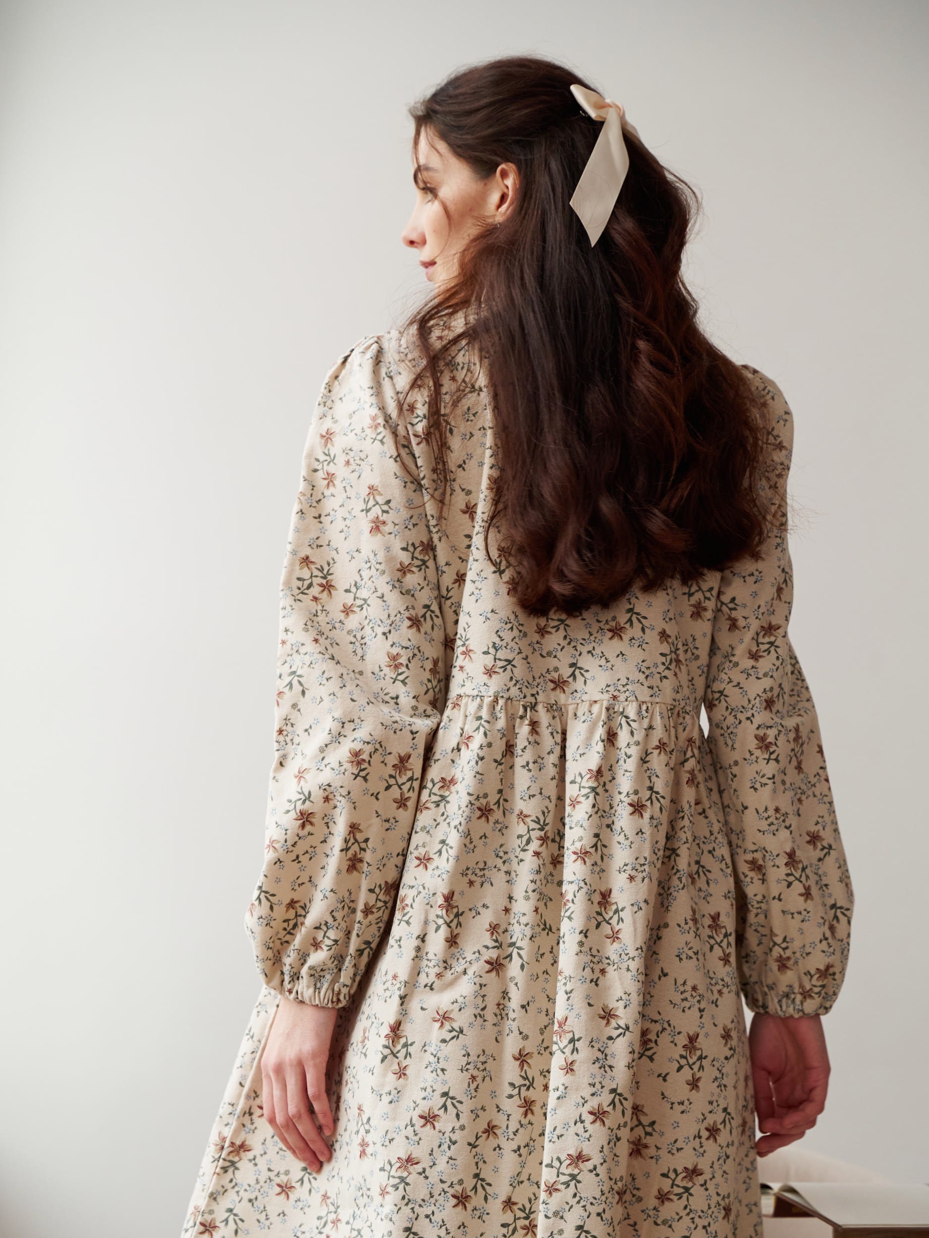 Платье с завязками. Фото 9