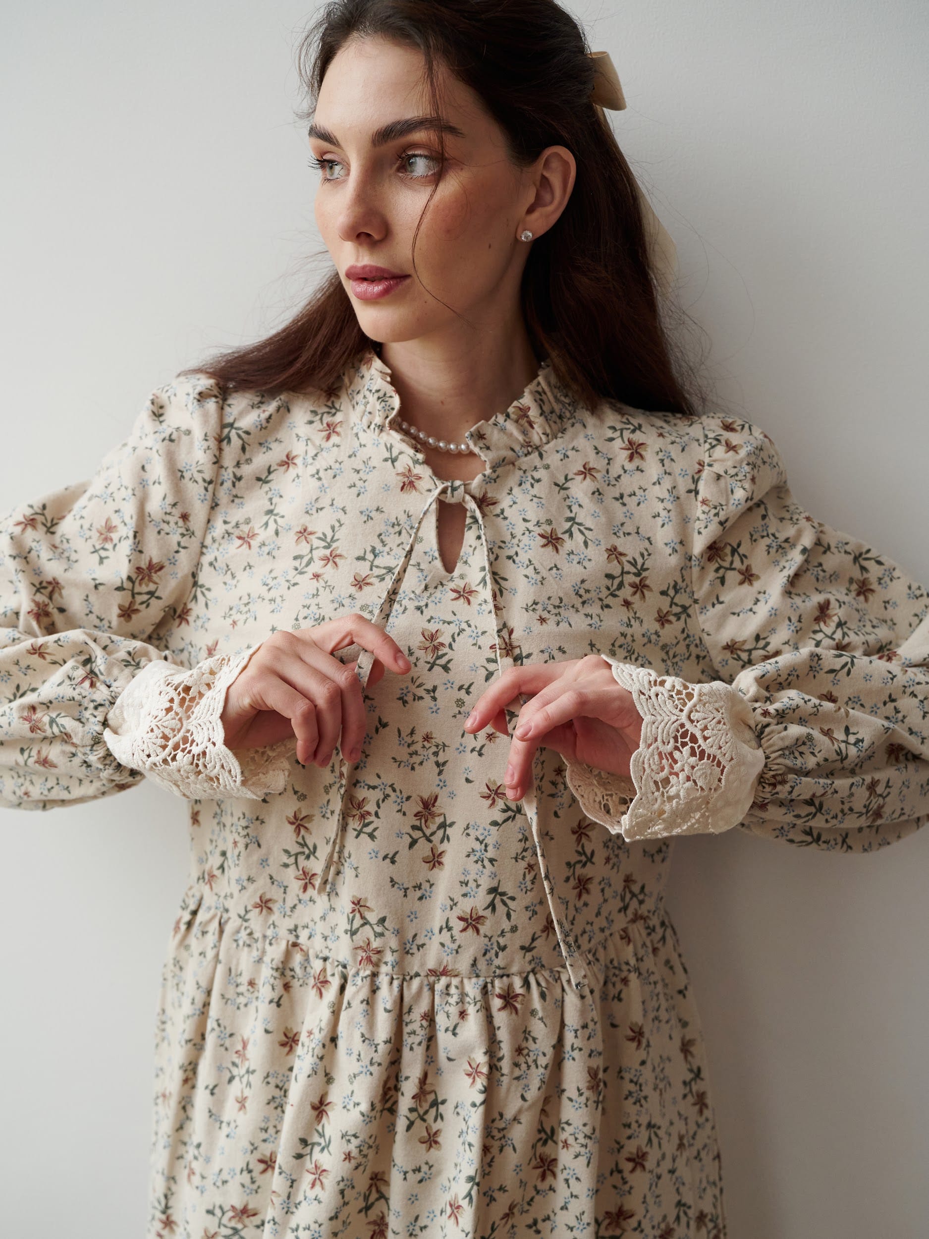 Платье с завязками. Фото 16