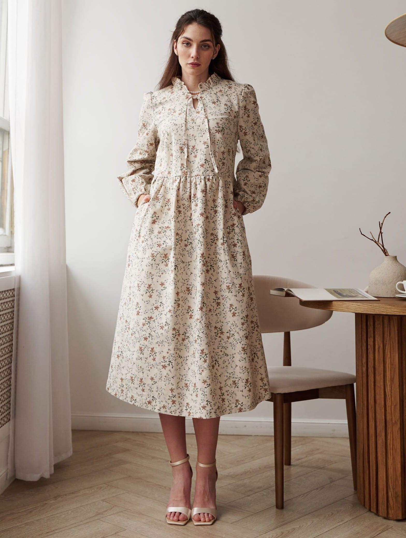 Платье с завязками. Фото 4