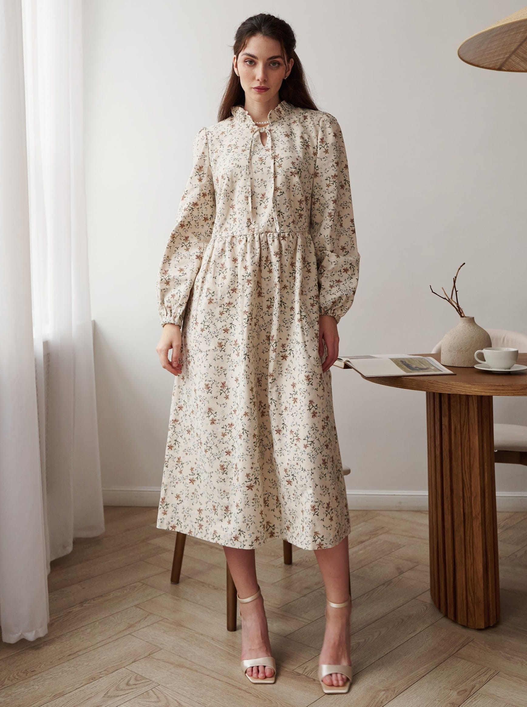 Платье с завязками. Фото 2